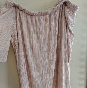 Off shoulder pink top